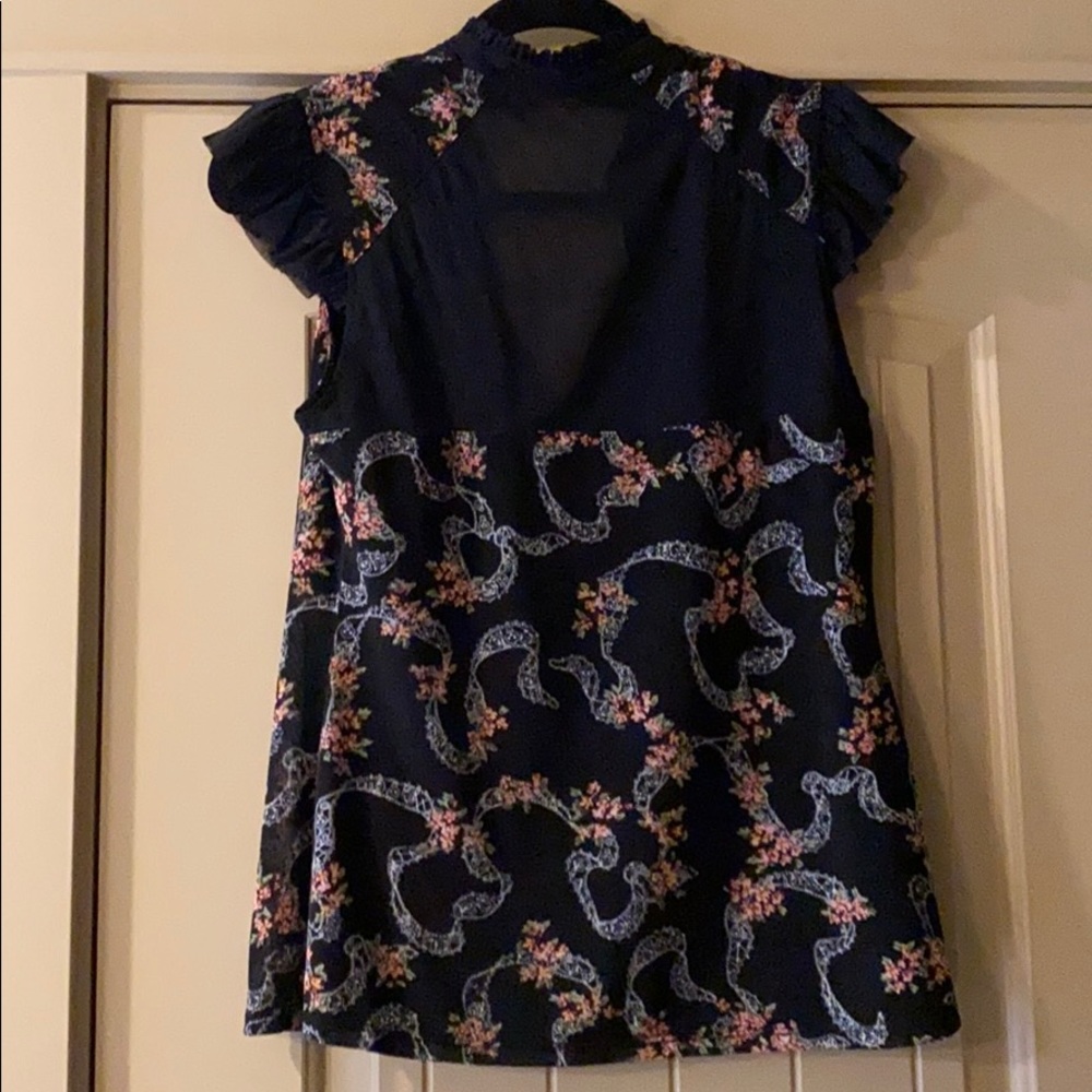 Guess top - Picture 5 of 5